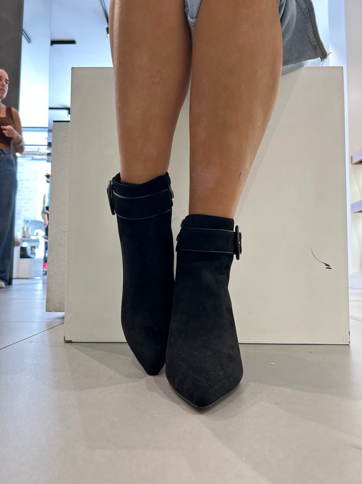 exe' tronchetto camoscio dettaglio caviglia