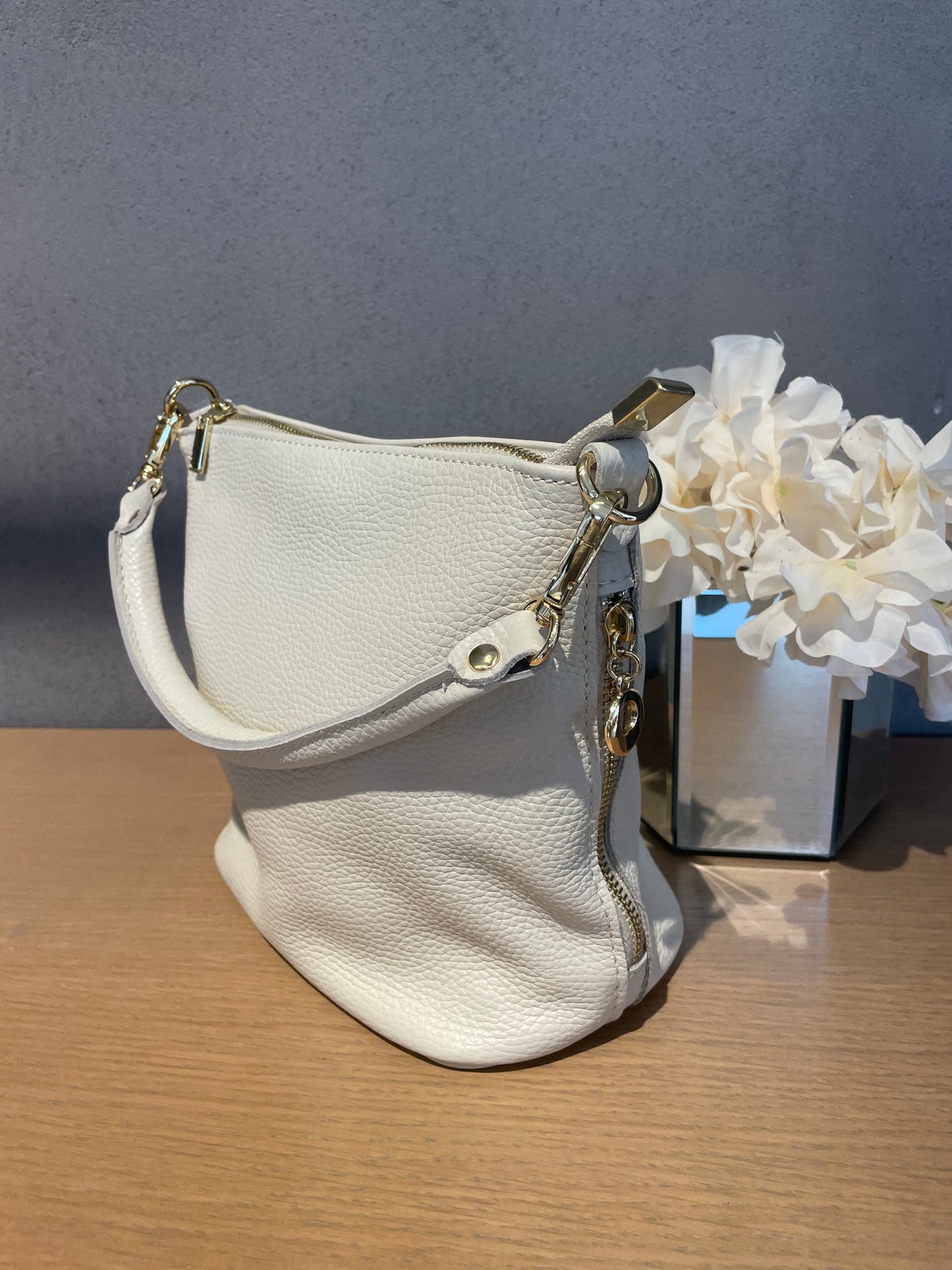 good vibes secchiello zip laterale