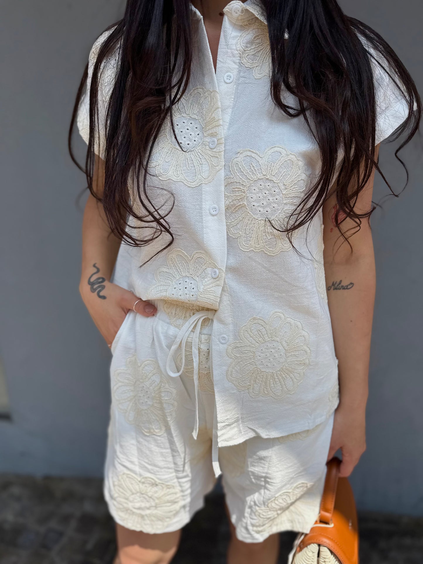 vicbee camicia ricamo fiori