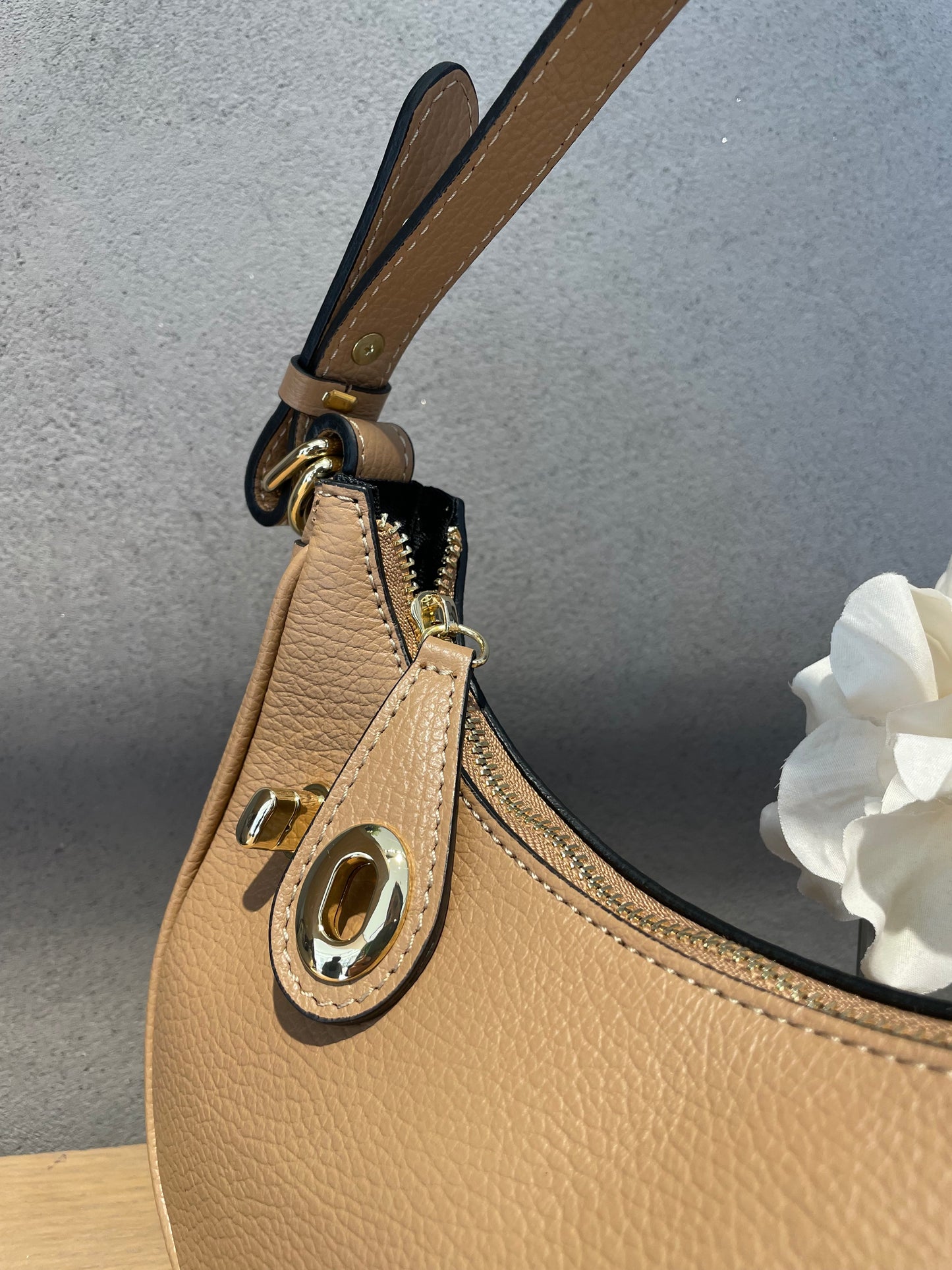 good vibes bag mezza luna gioiello