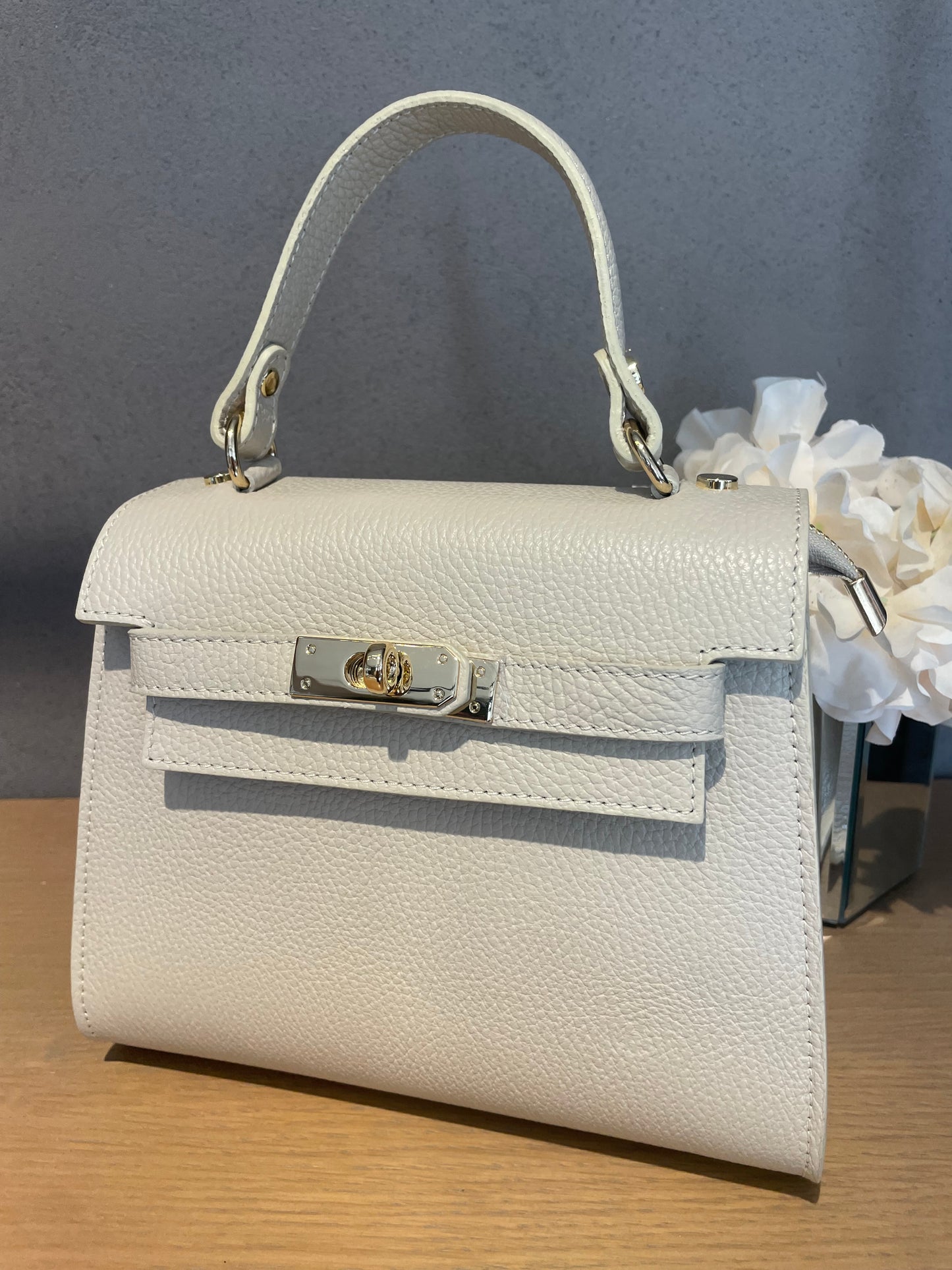 good vibes bag dettaglio chiusura