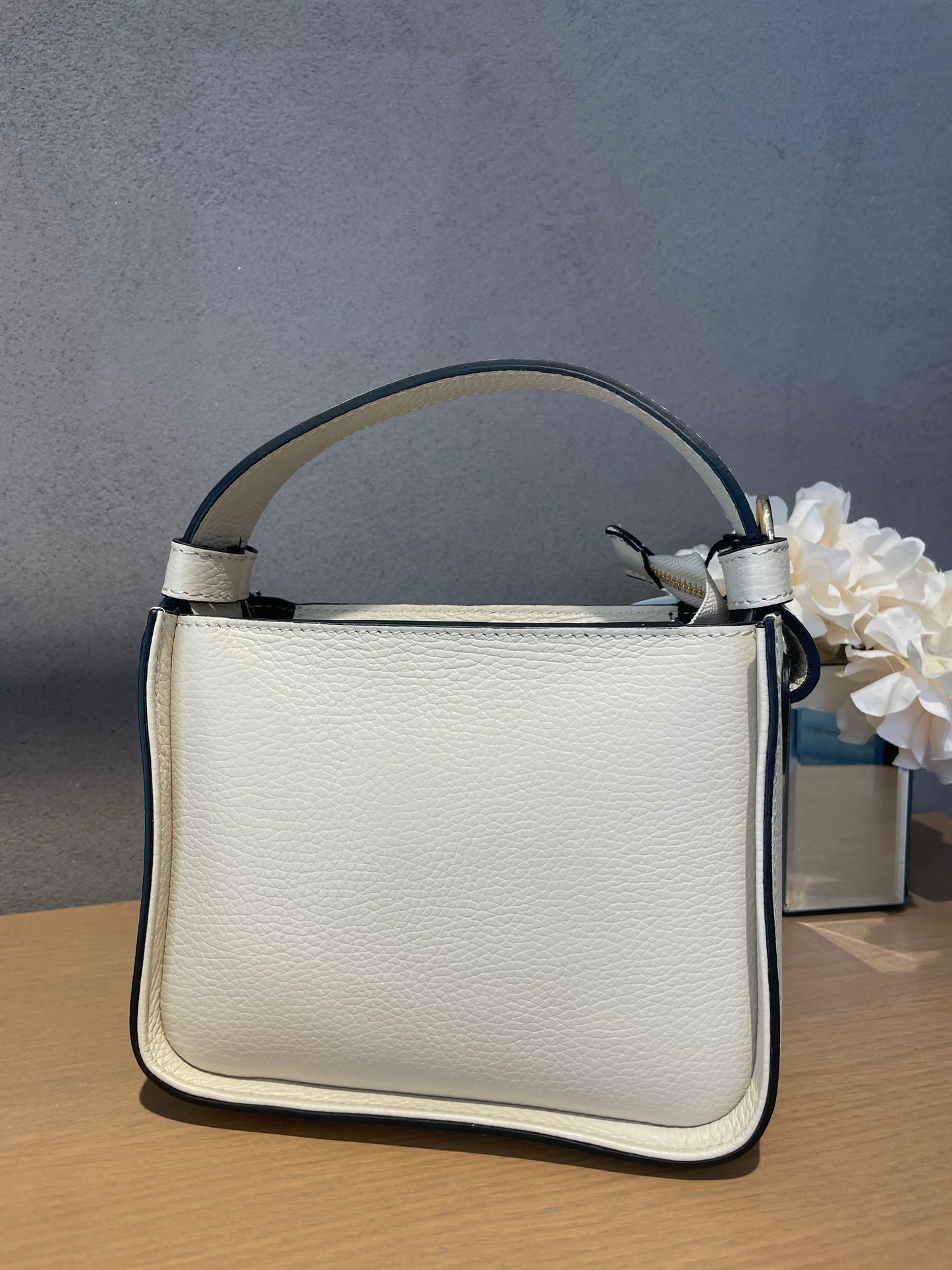 good vibes bag quadrata