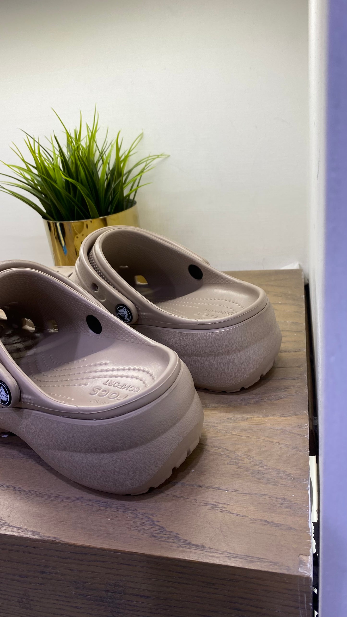 crocs classic platform