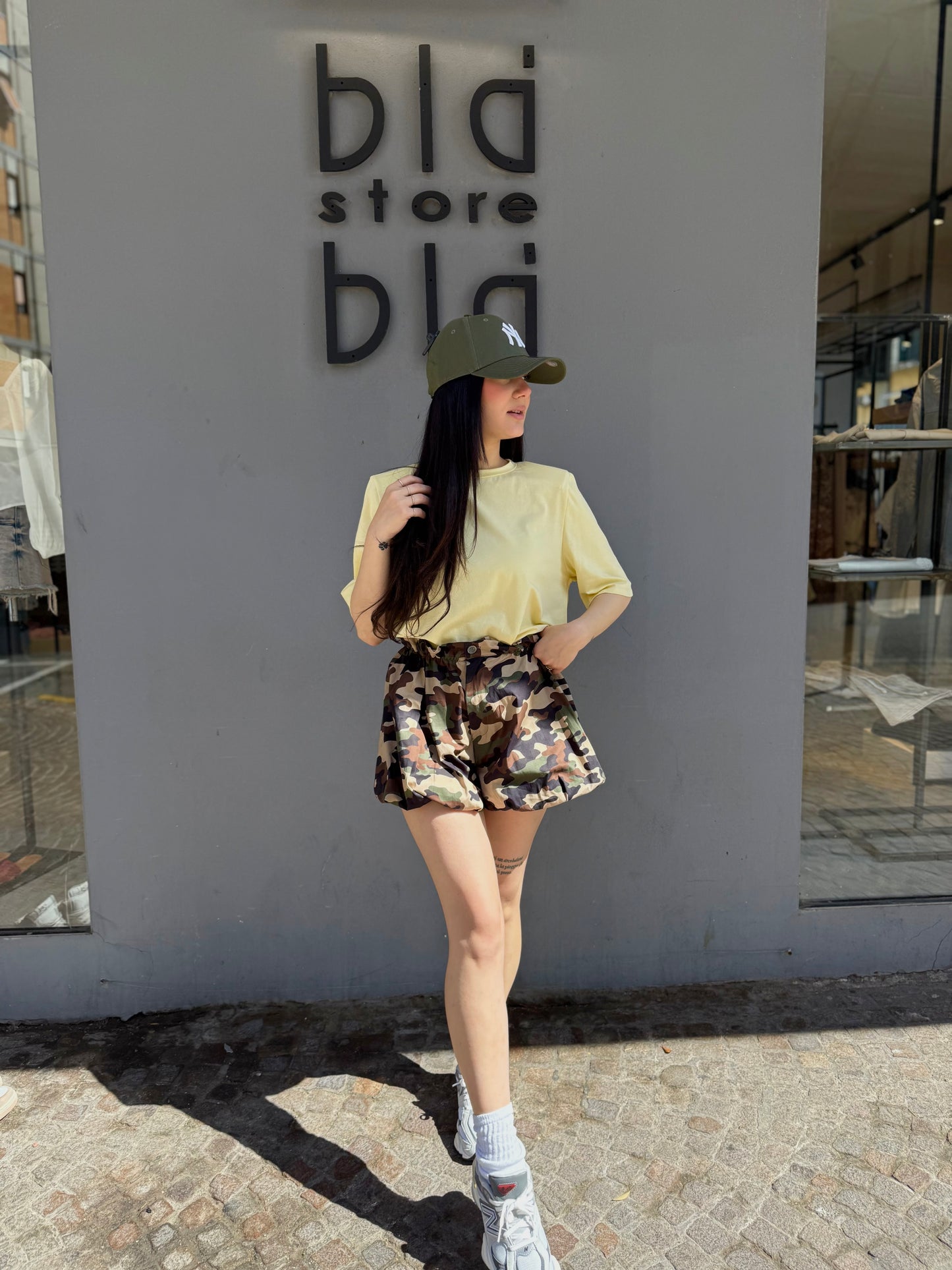 victor short camu