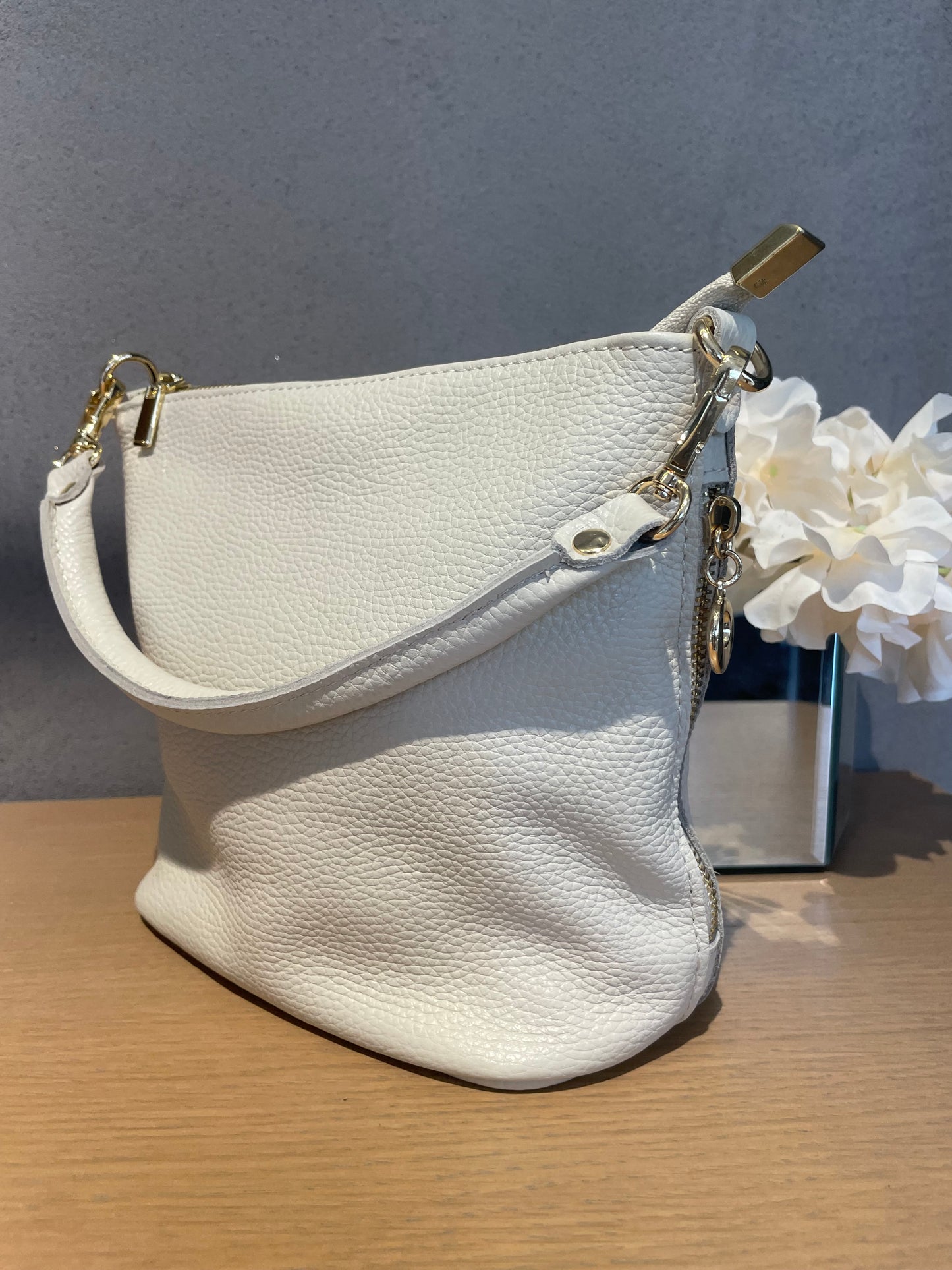 good vibes secchiello zip laterale