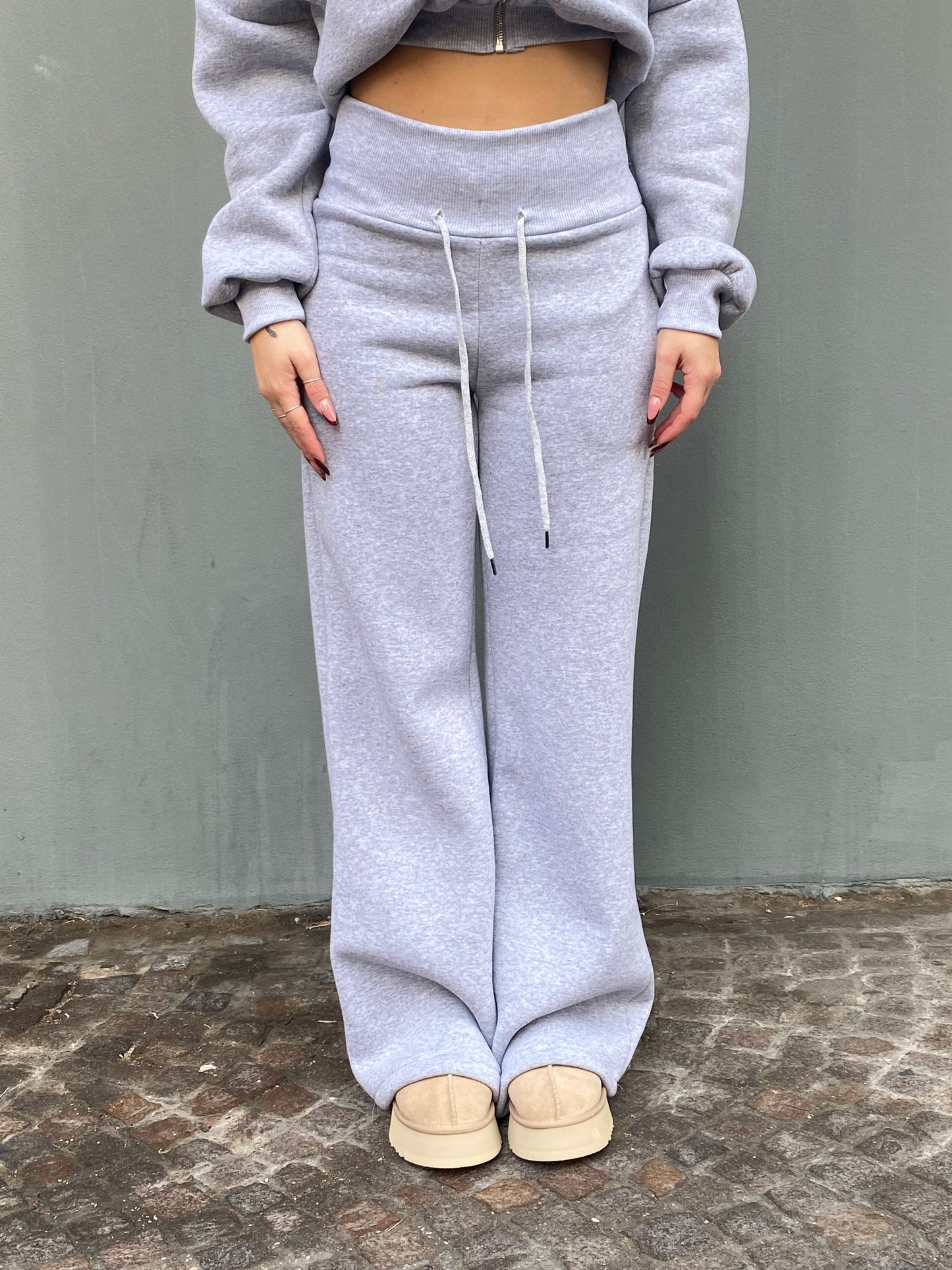 victor panta tuta risvolto