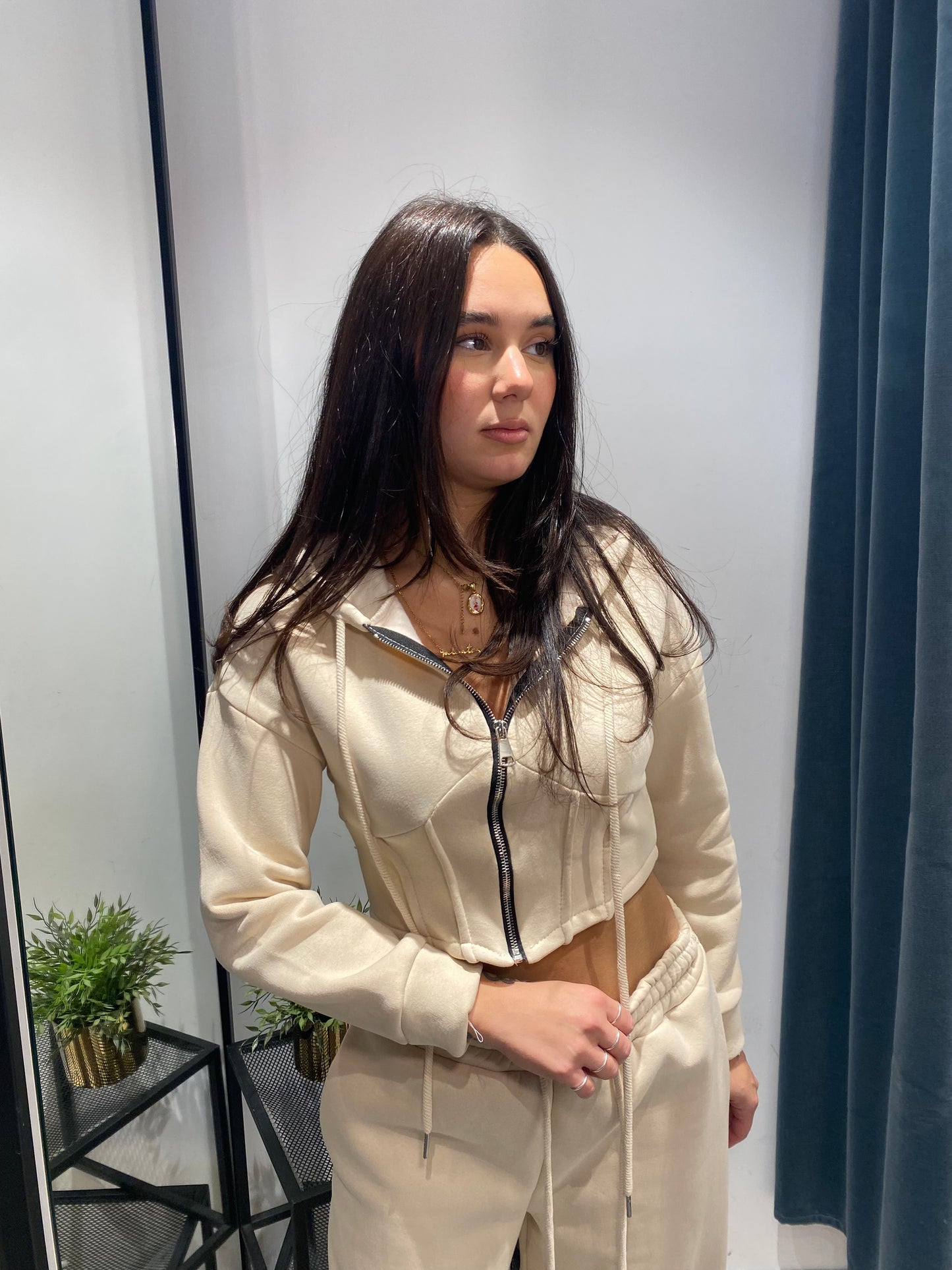 chic felpa zip bustier