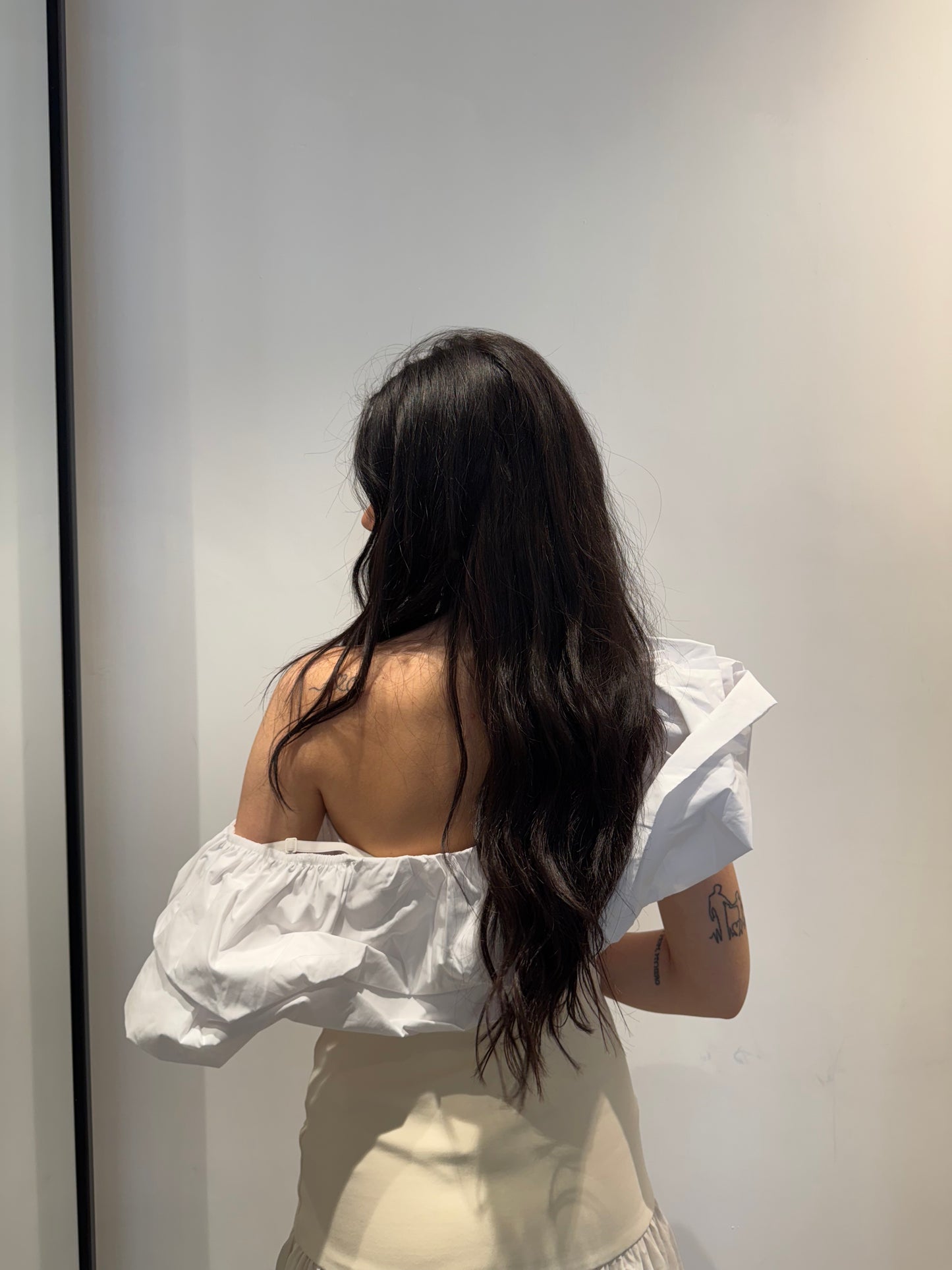 glamorous top monospalla