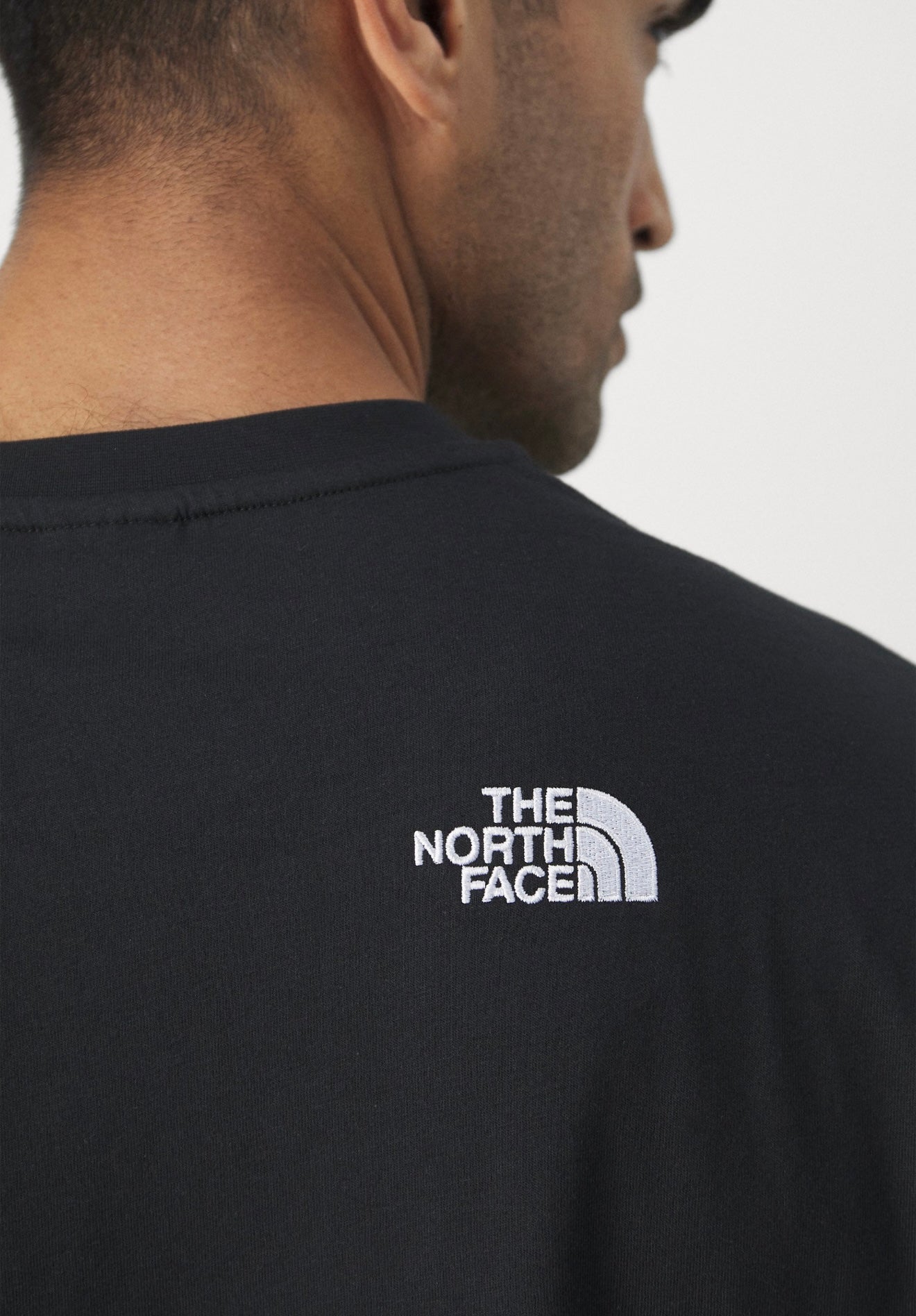 the north face m ss essential ovrsz