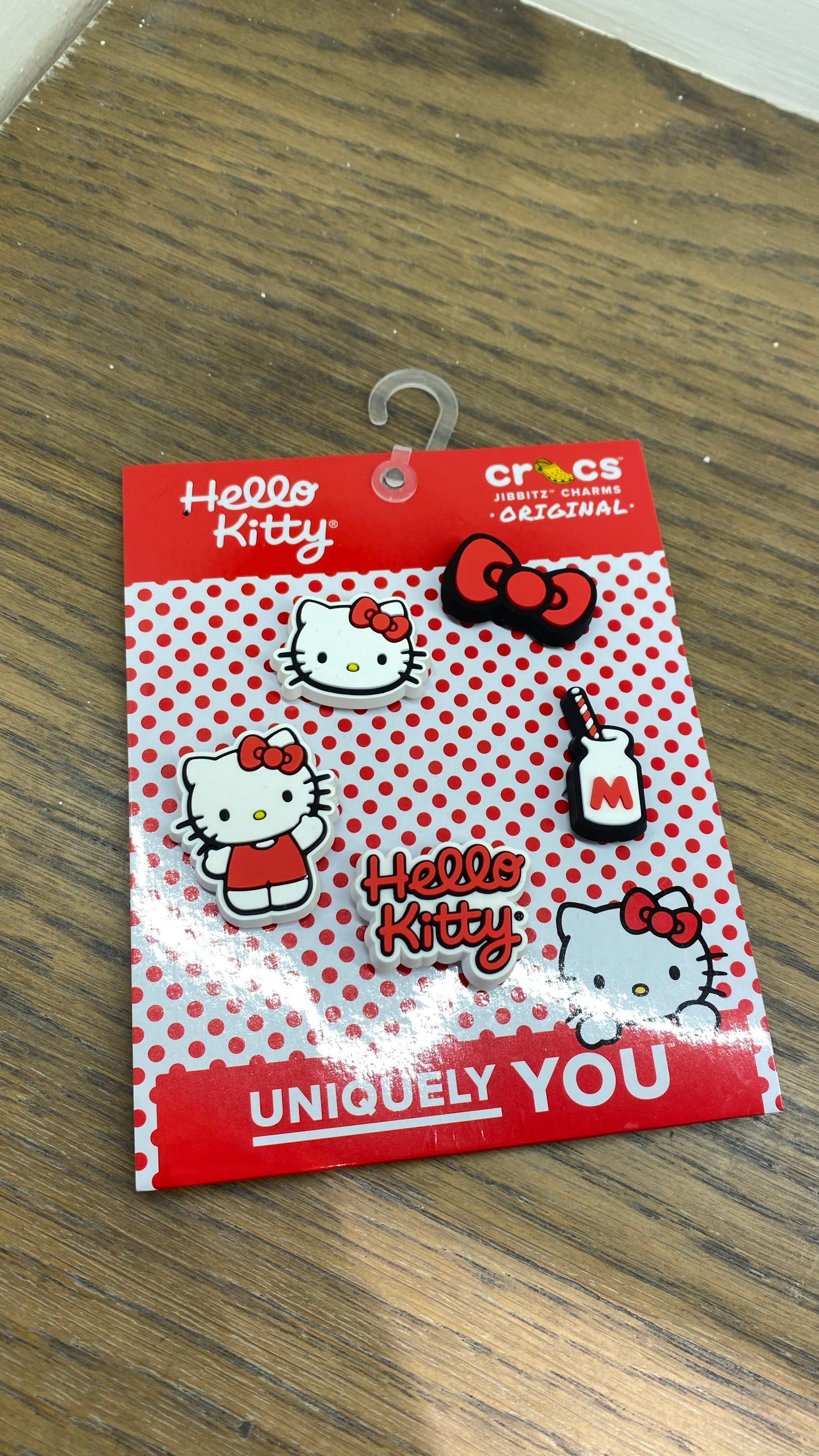 crocs hello kitty 5pck