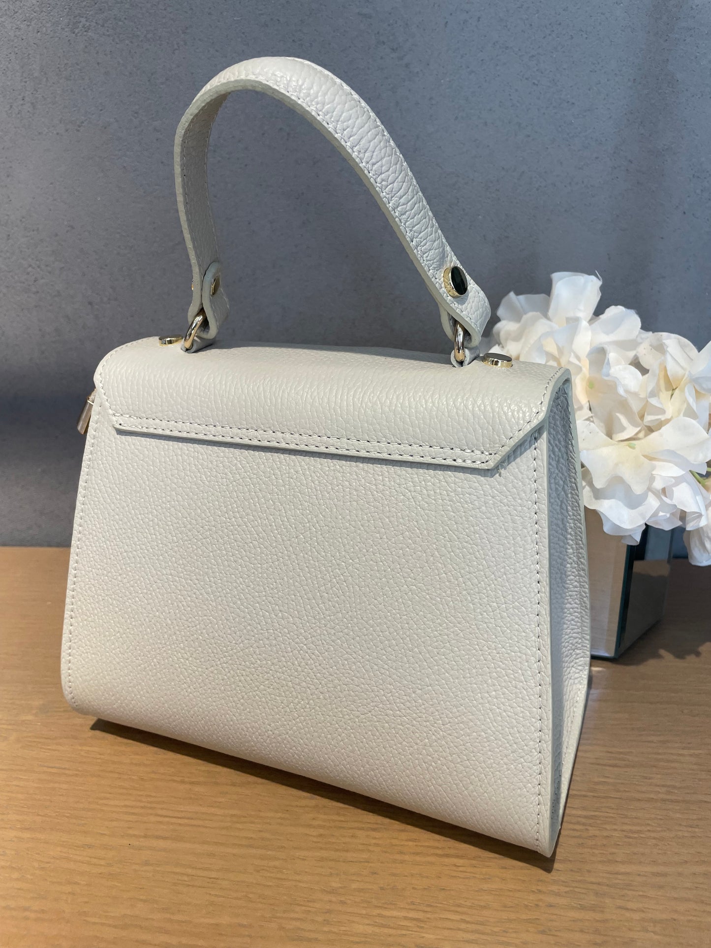 good vibes bag dettaglio chiusura