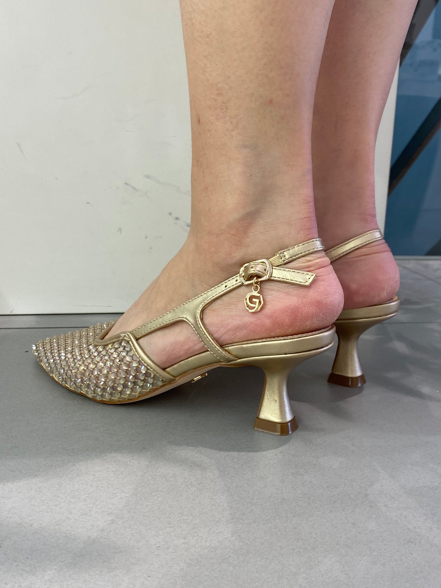 gold sling back strass