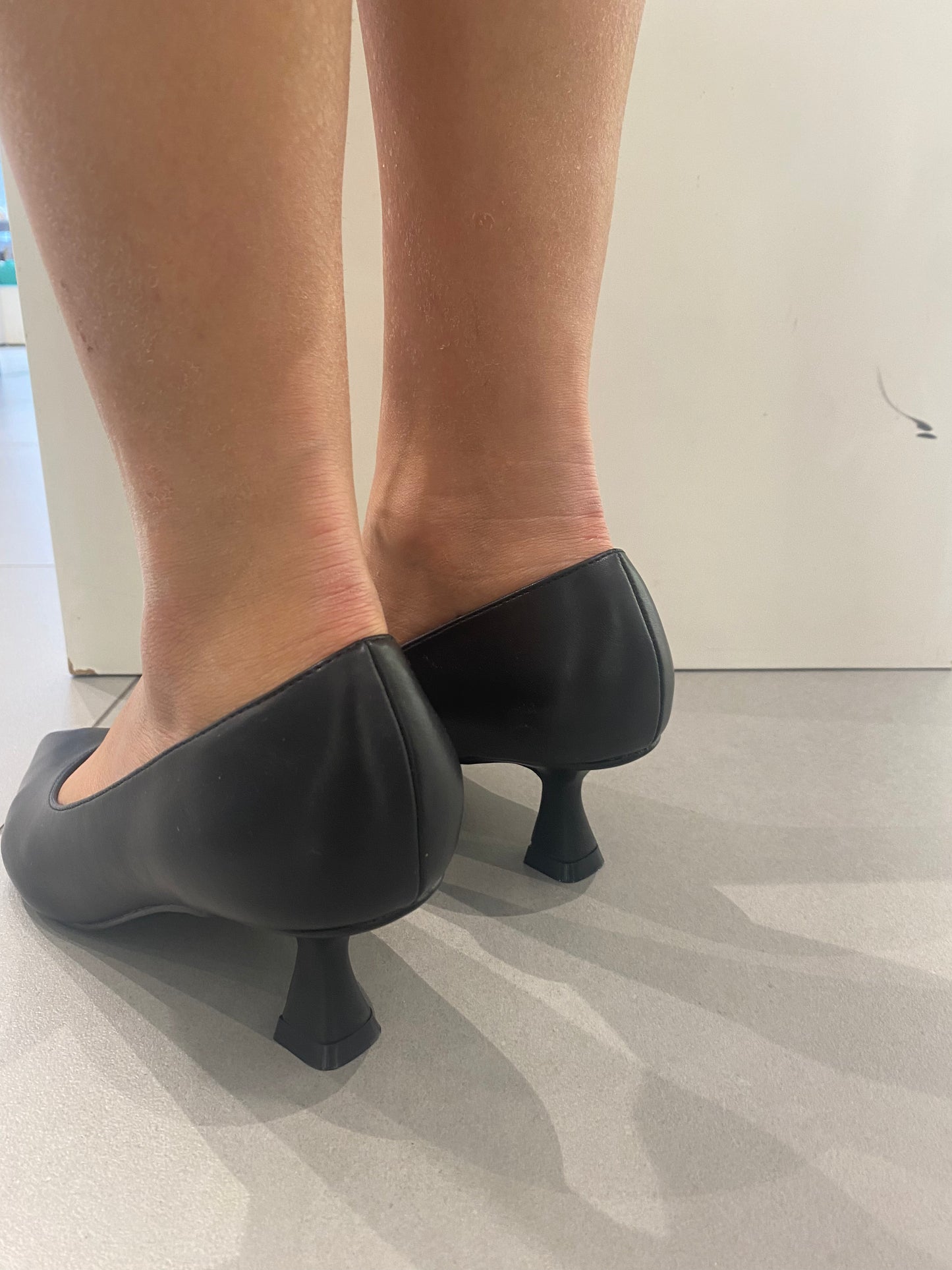 gold decollete basso in pelle