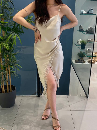 isabel abito pizzo raso