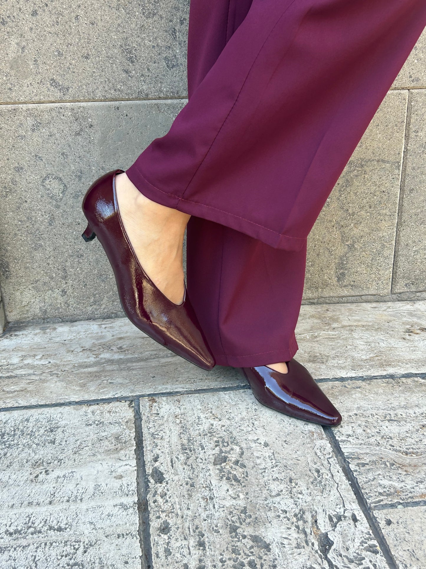 gold decollete tacco basso