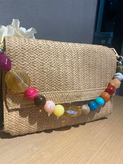 sara pochette raffia
