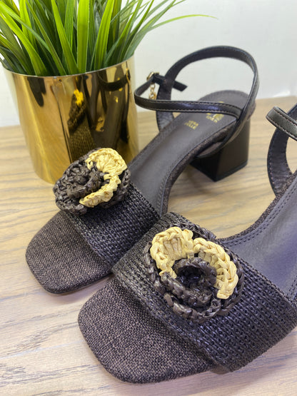 gold sandalo raffia fiore rosa