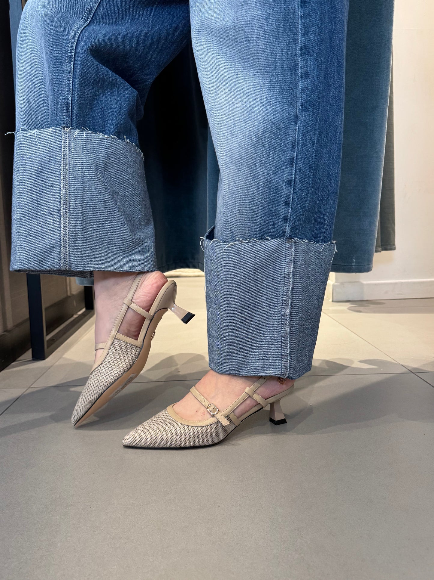 gold sling back tess laminato