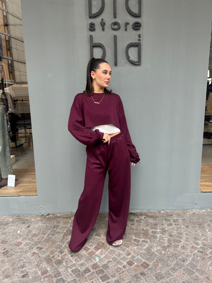 isabel panta tuta gamba larga