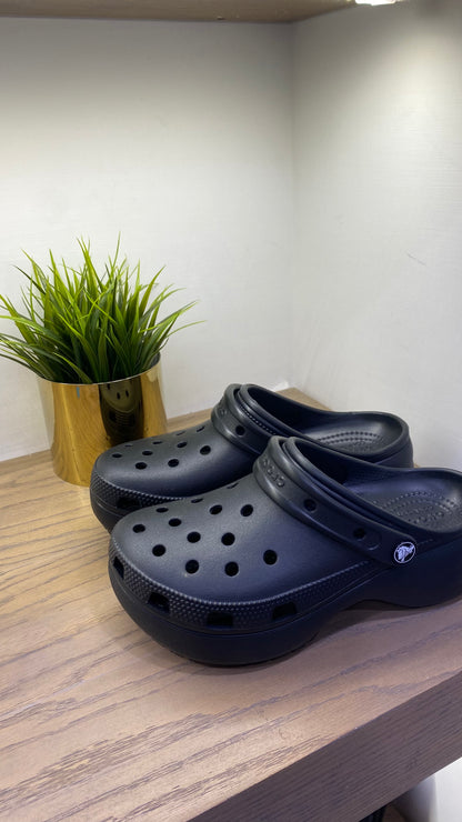 crocs classic platform
