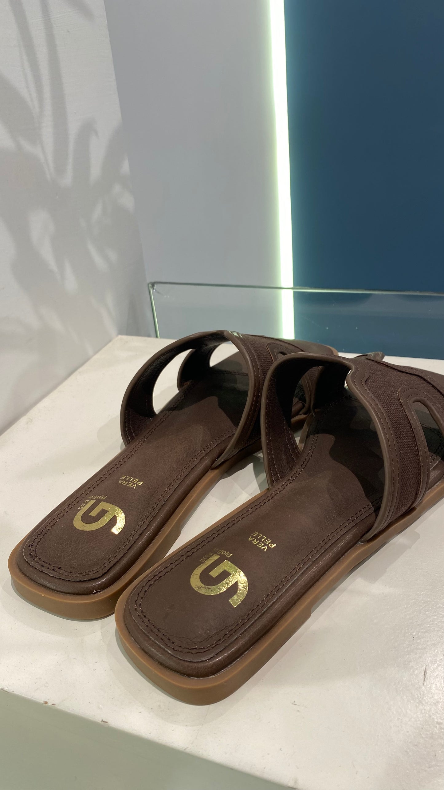 gold ciabatta hermes