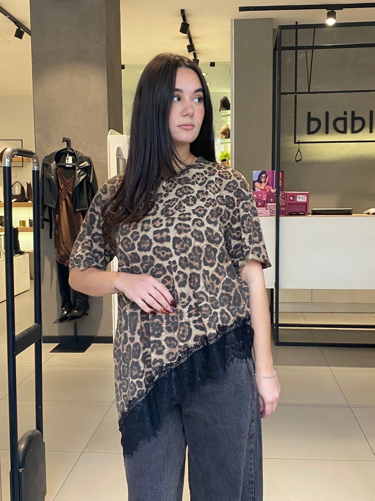 lumina t-shirt maculata pizzo