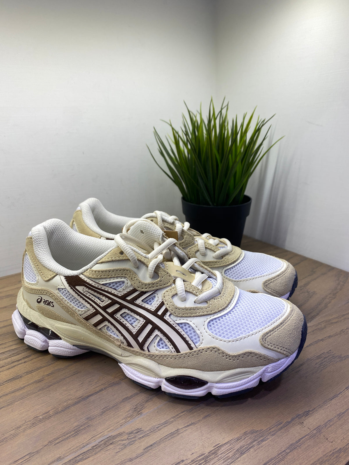 asics nyc gel