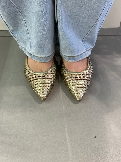 gold sling back intrecciata