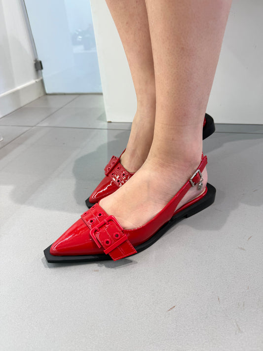 gold slingback fibbia