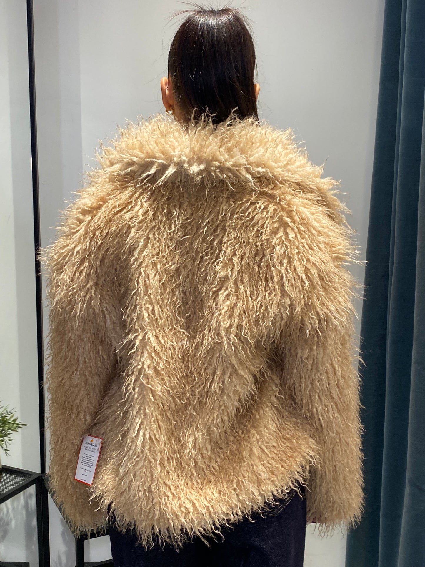 glamorous pelliccia mongolia