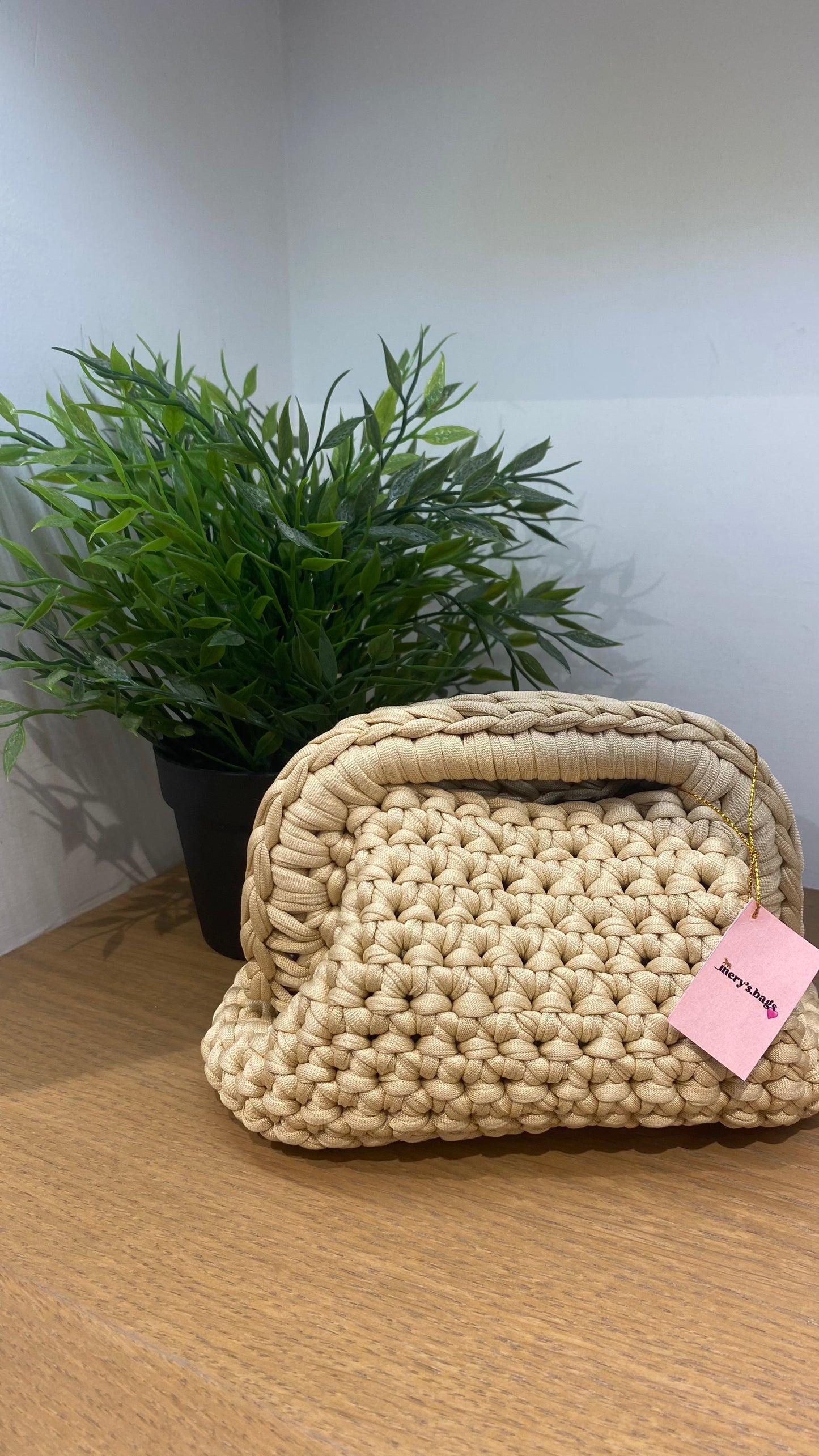 clutch tessuto intrecciato