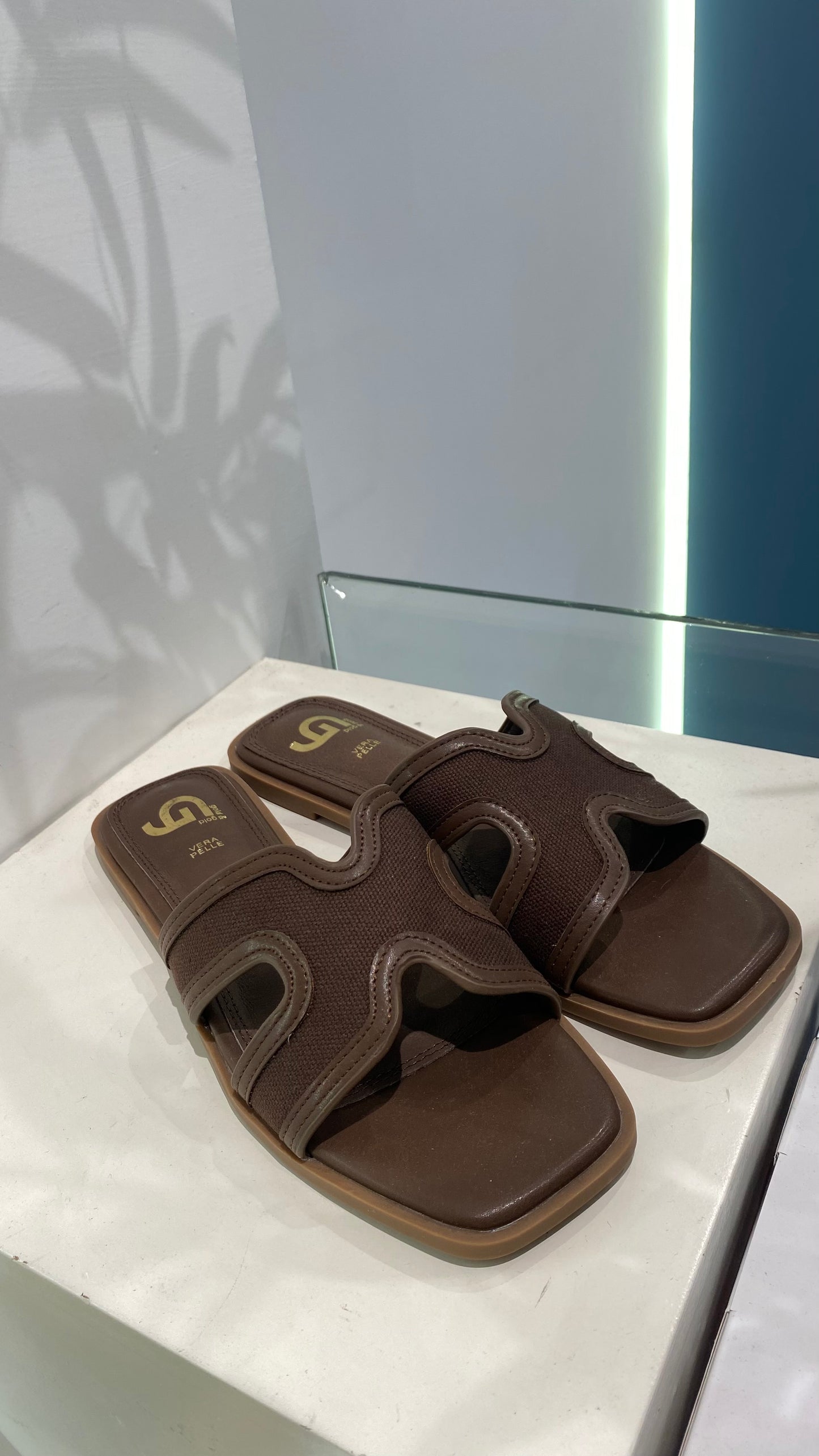gold ciabatta hermes
