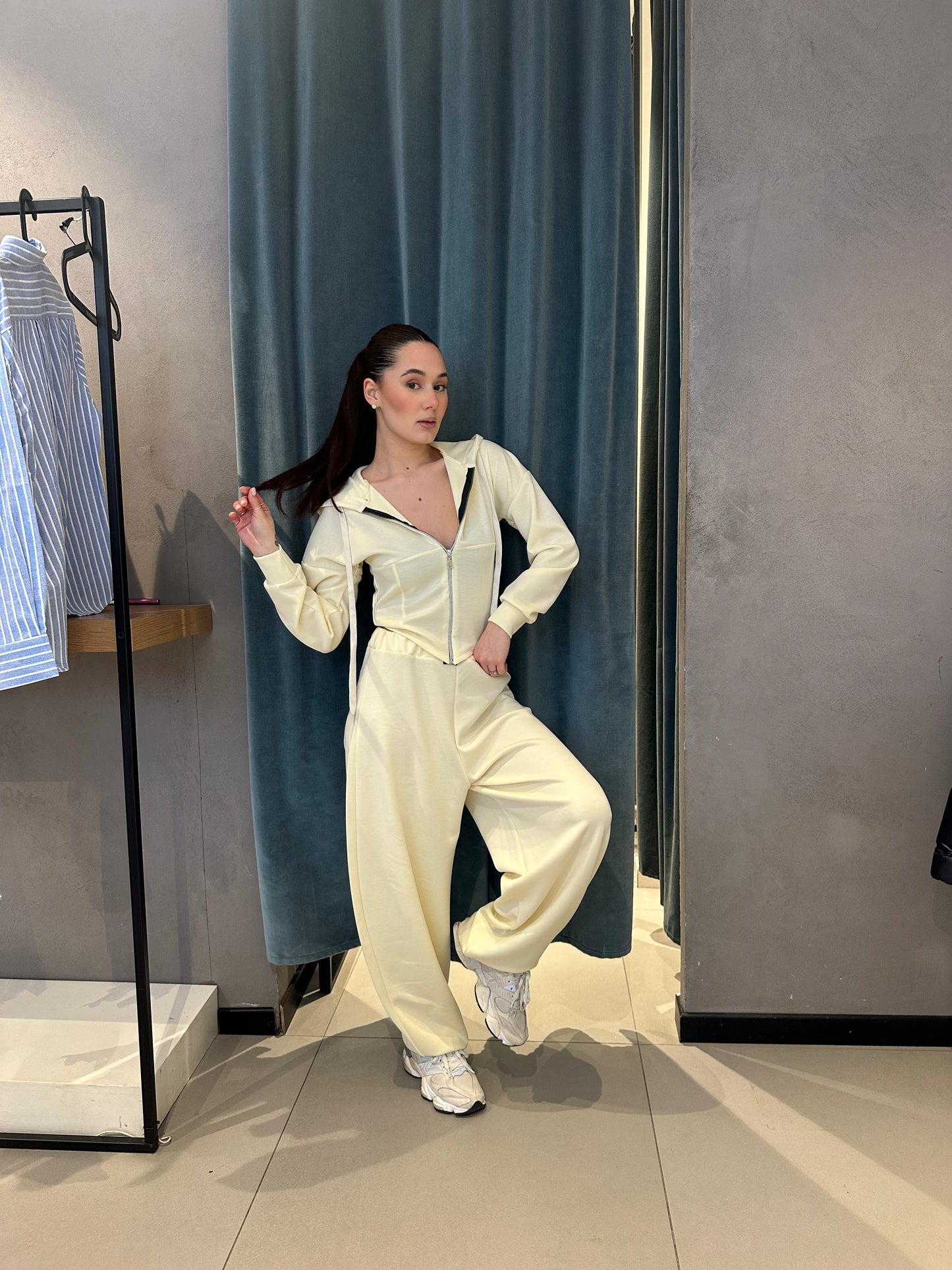luna tuta zip
