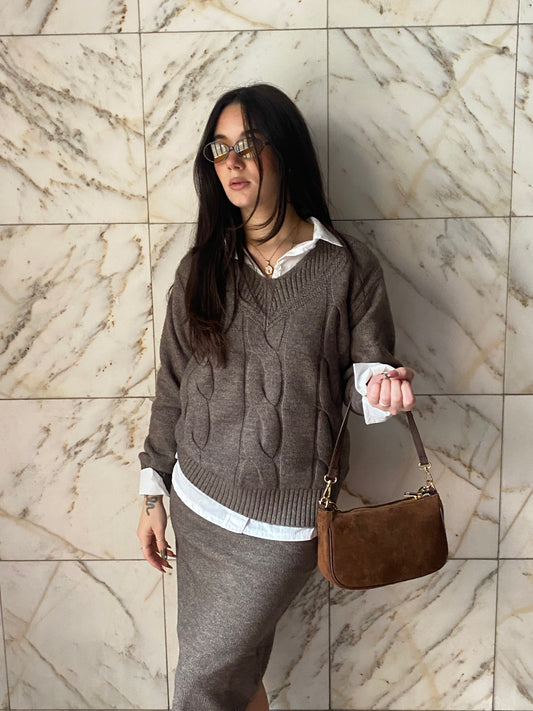 glamorous pull trecce scollo v