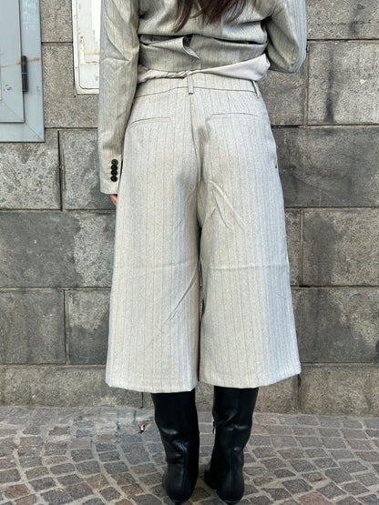 glamorous bermuda gessato