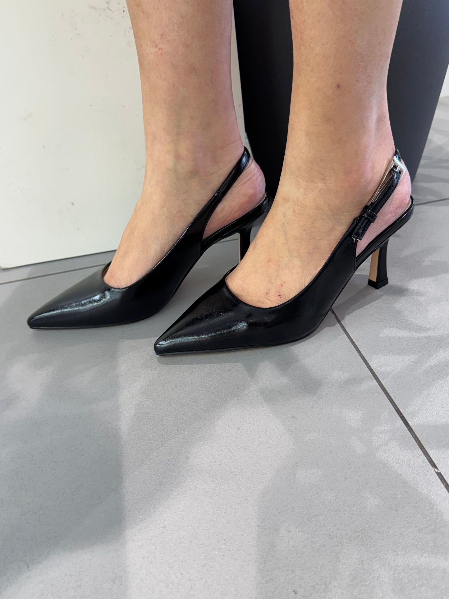 gold slingback basic