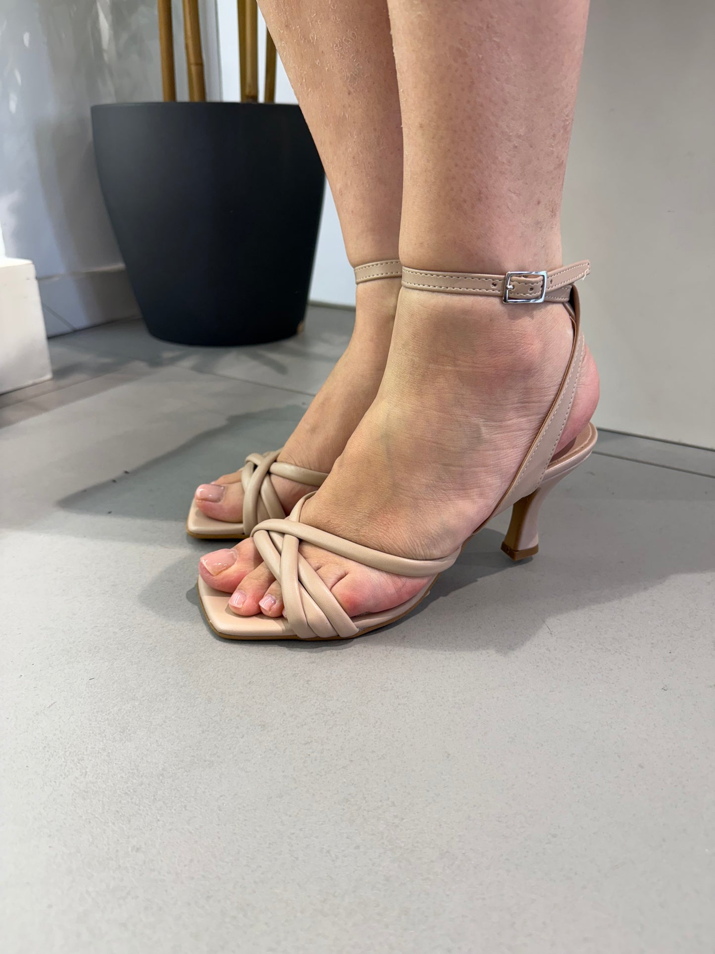 rachel sandalo incroci t70