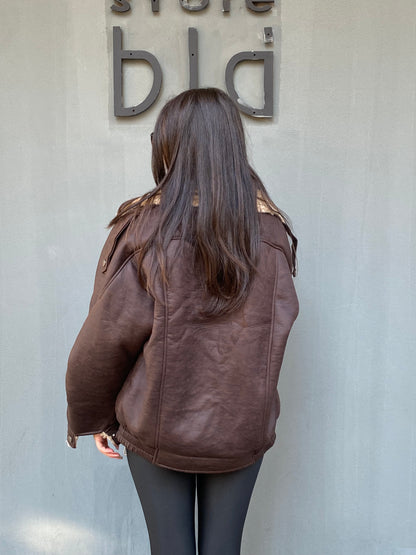 monique ecomontone over