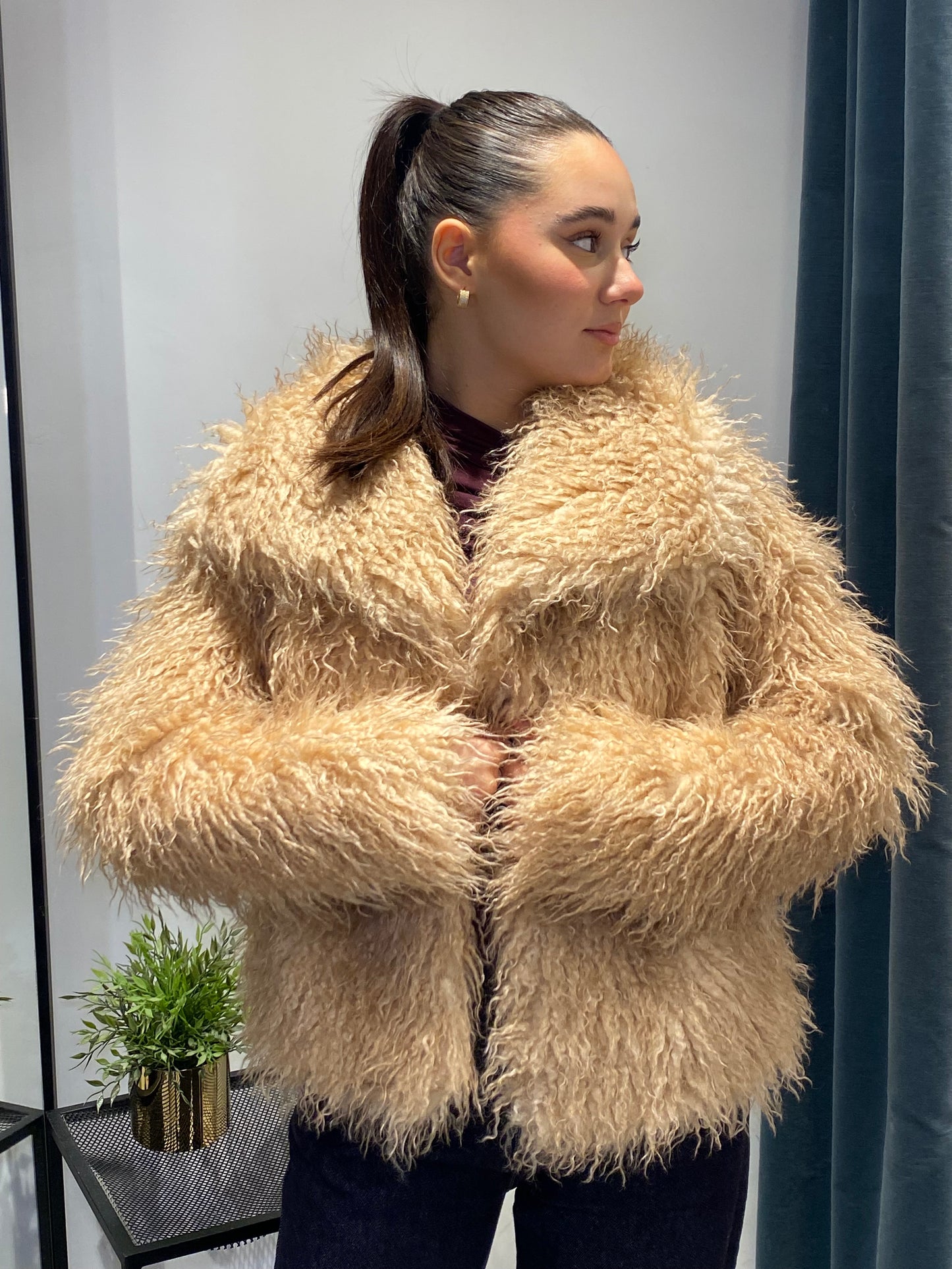 glamorous pelliccia mongolia