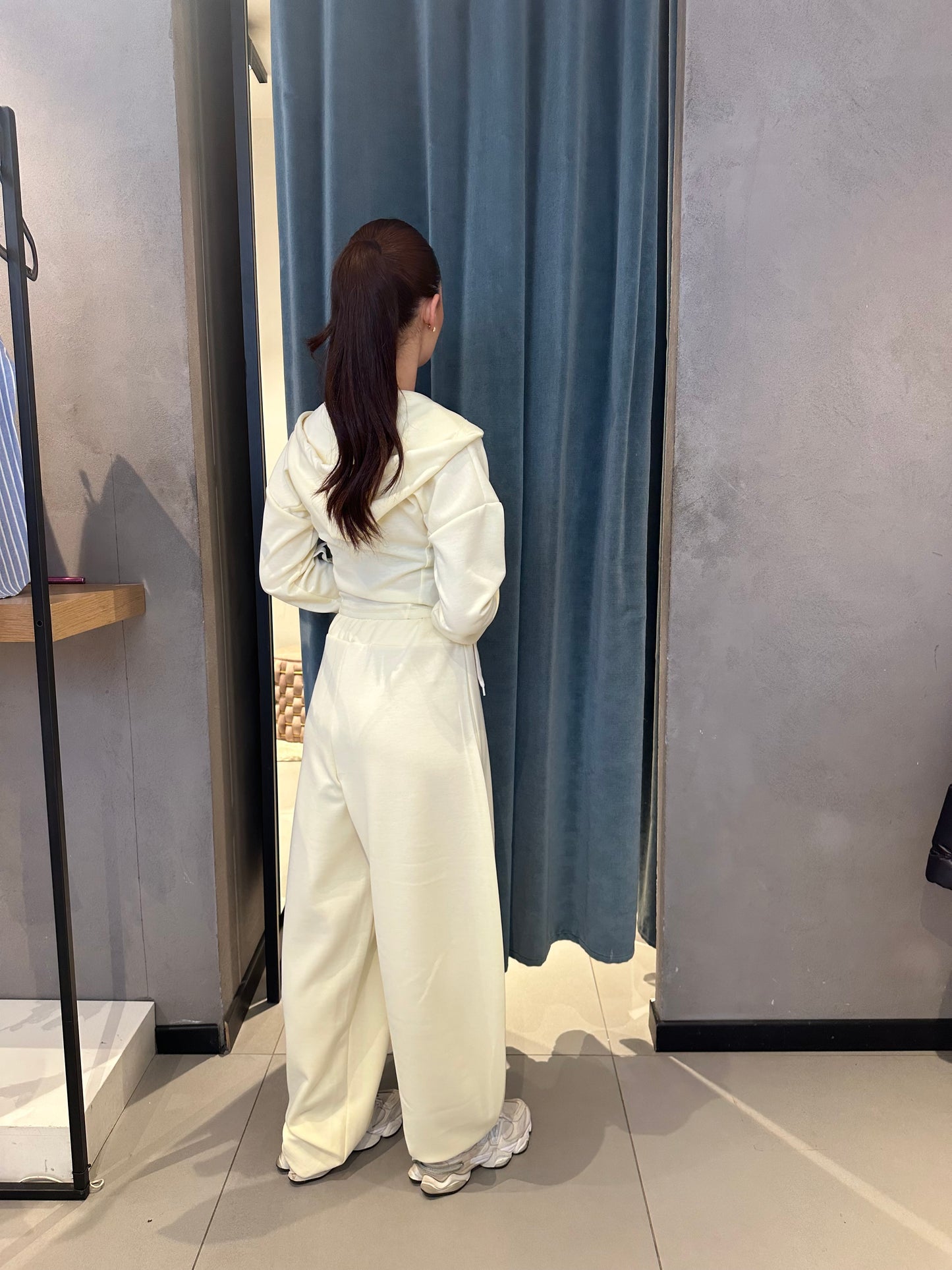 luna tuta zip