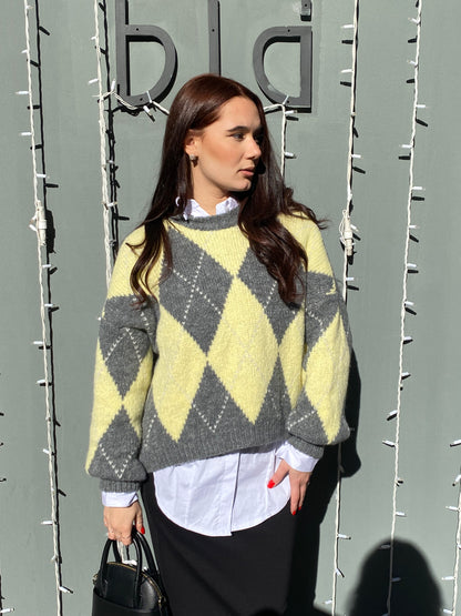 isabel pull over check