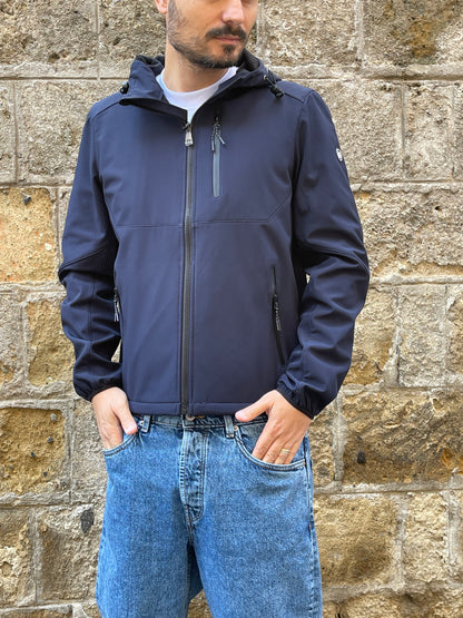 egg softshell jacket