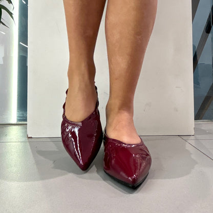 gold ballerina vernice