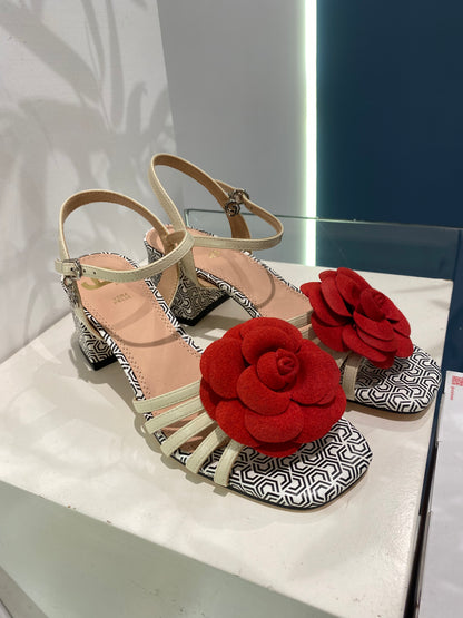 gold sandalo fiore rosa