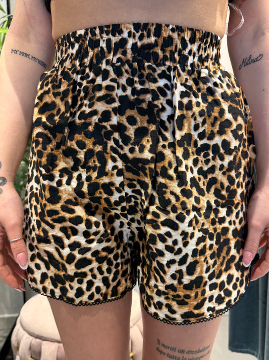glamorous short animalier