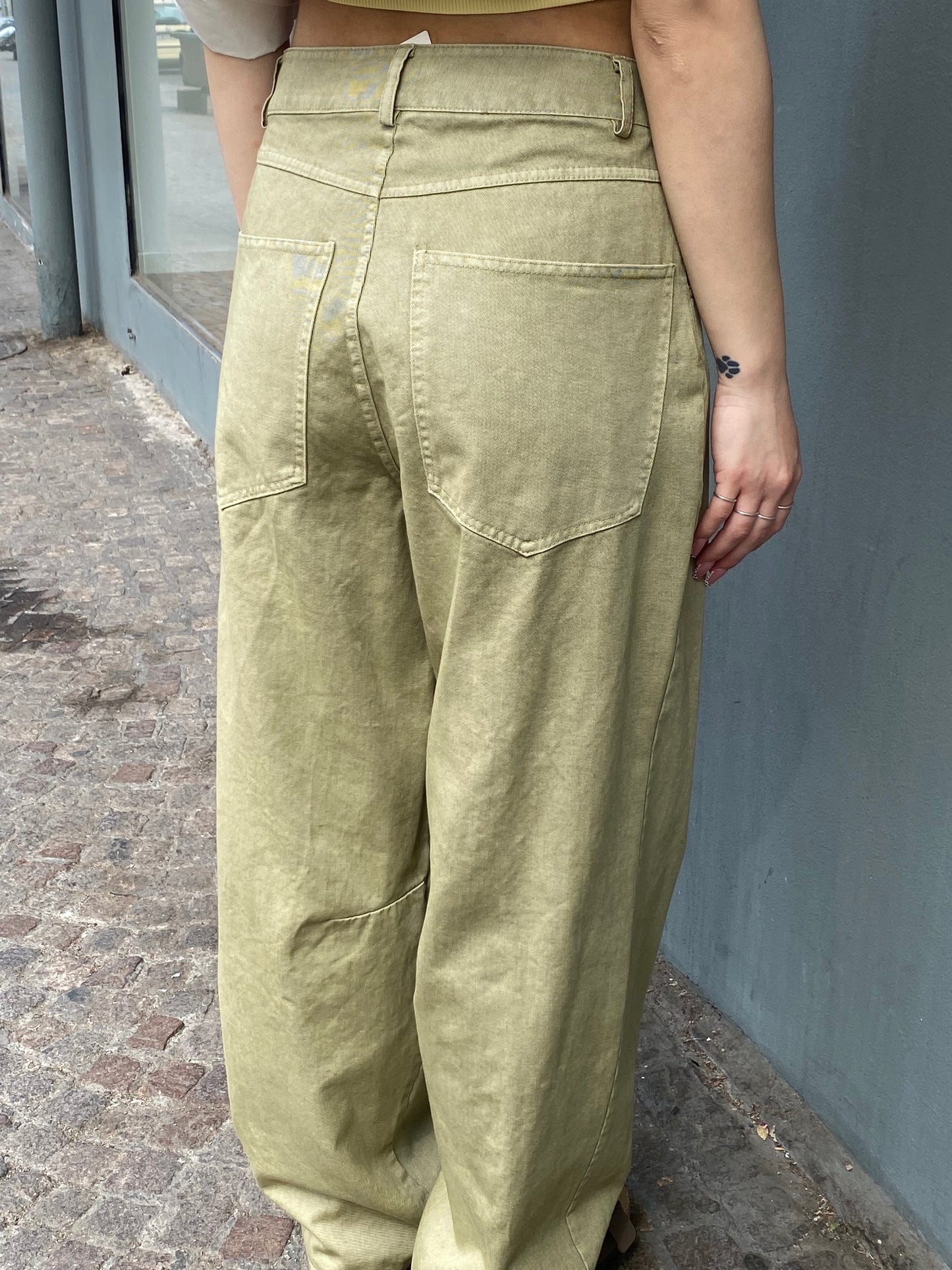 two way panta barrel color