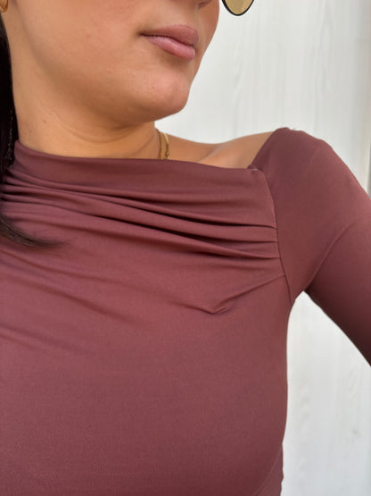 victot maglia scollo trasversale