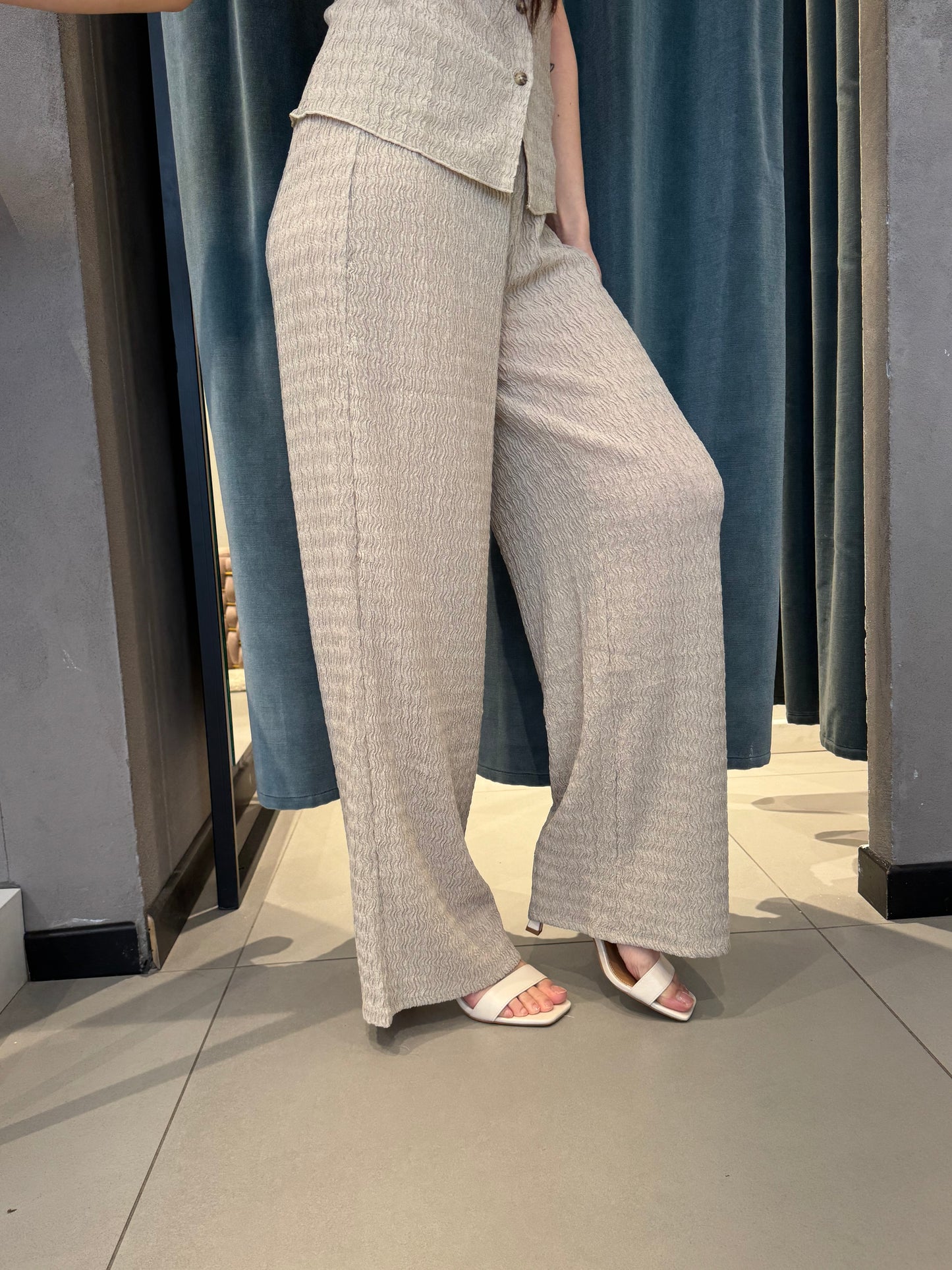only pantalone palazzo