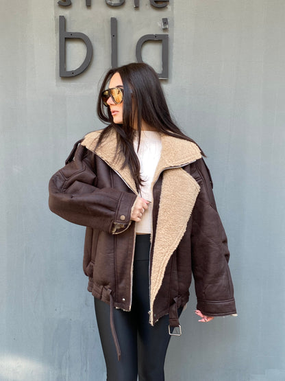 monique ecomontone over