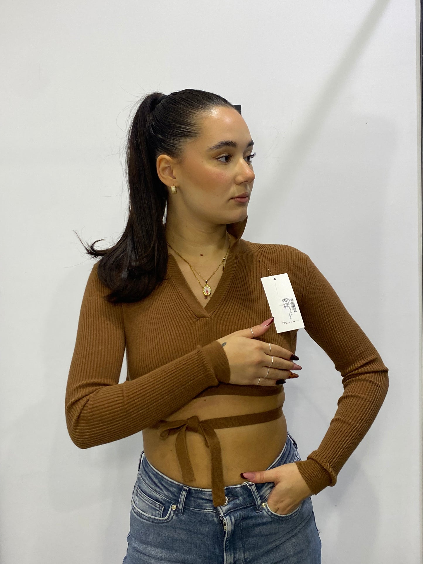 chic polo crop laccio